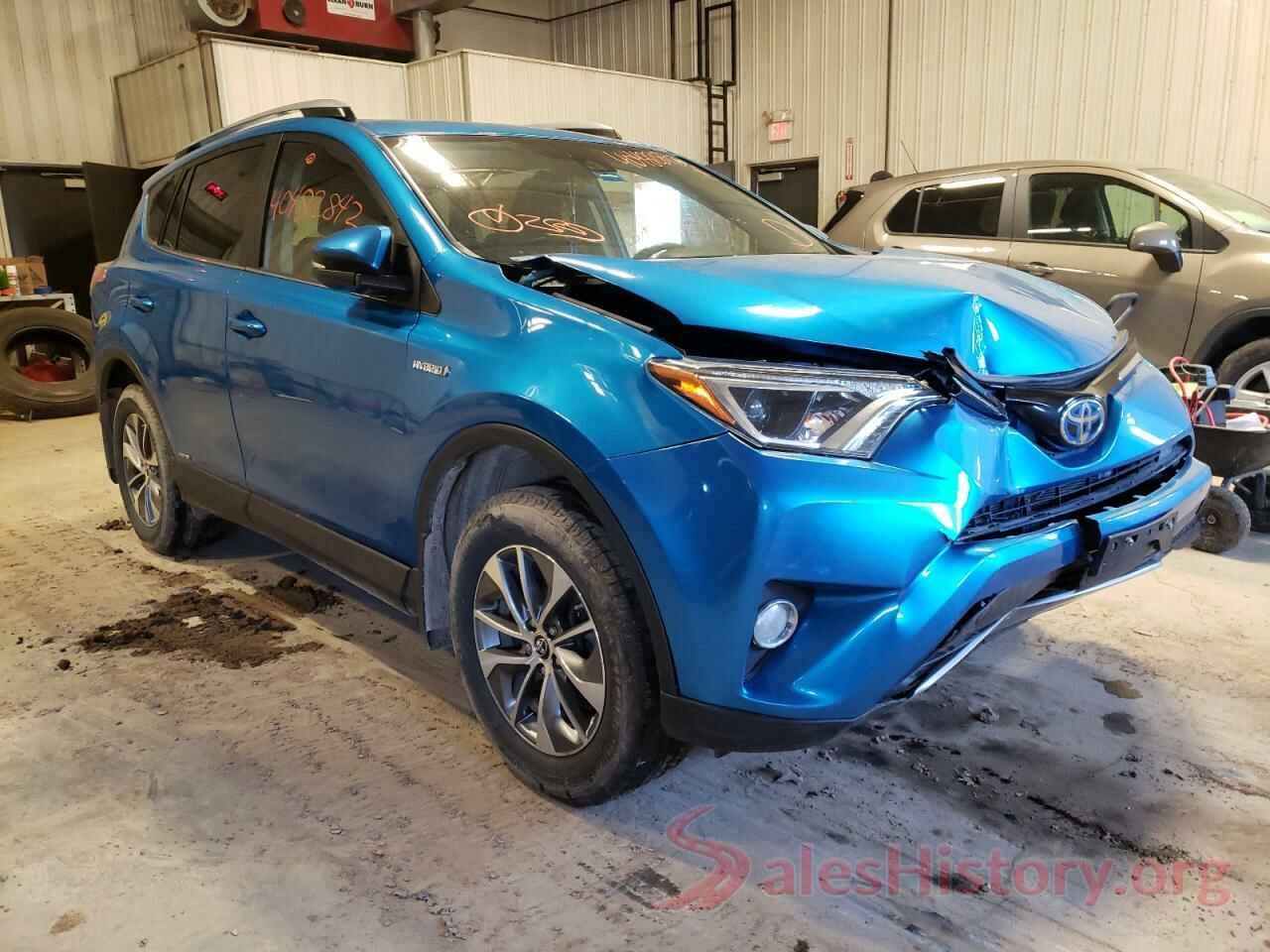 JTMRJREV8HD084280 2017 TOYOTA RAV4