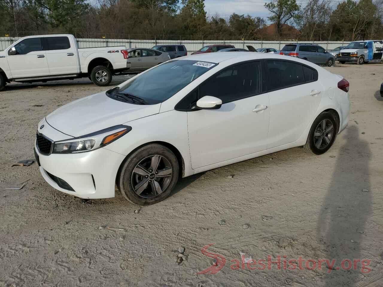 3KPFL4A7XJE212384 2018 KIA FORTE