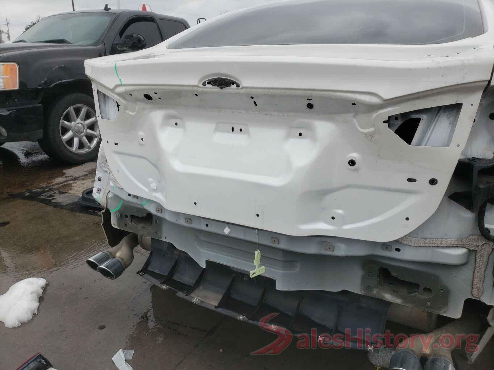 3FA6P0VP5JR191563 2018 FORD FUSION