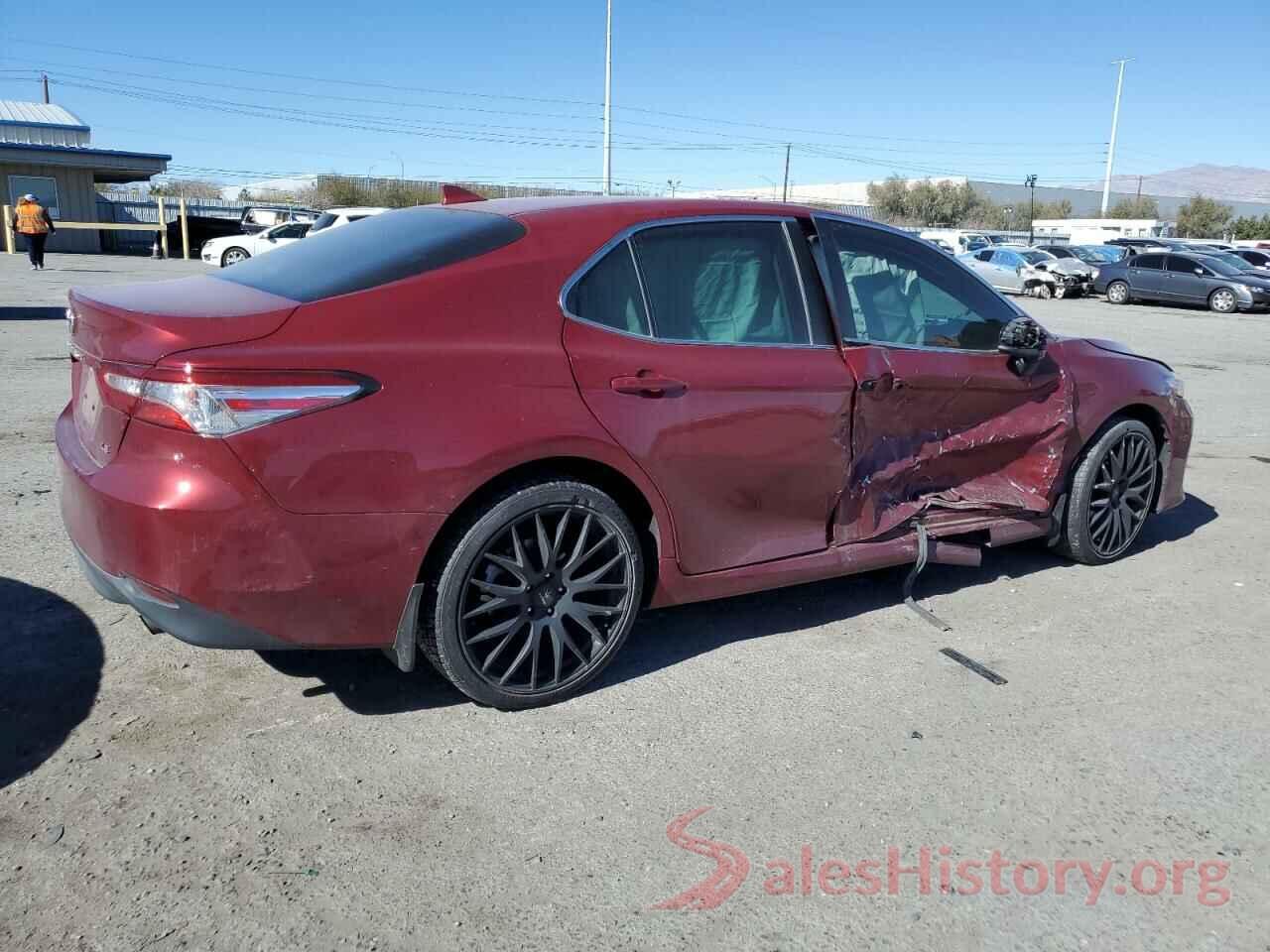 4T1C11AK9LU320667 2020 TOYOTA CAMRY