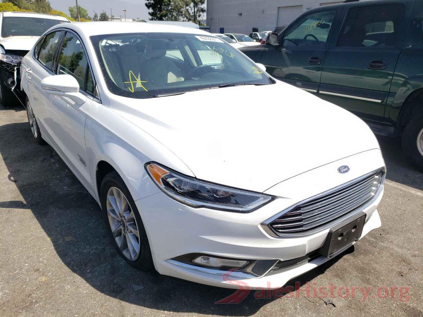 3FA6P0SU3JR110635 2018 FORD FUSION