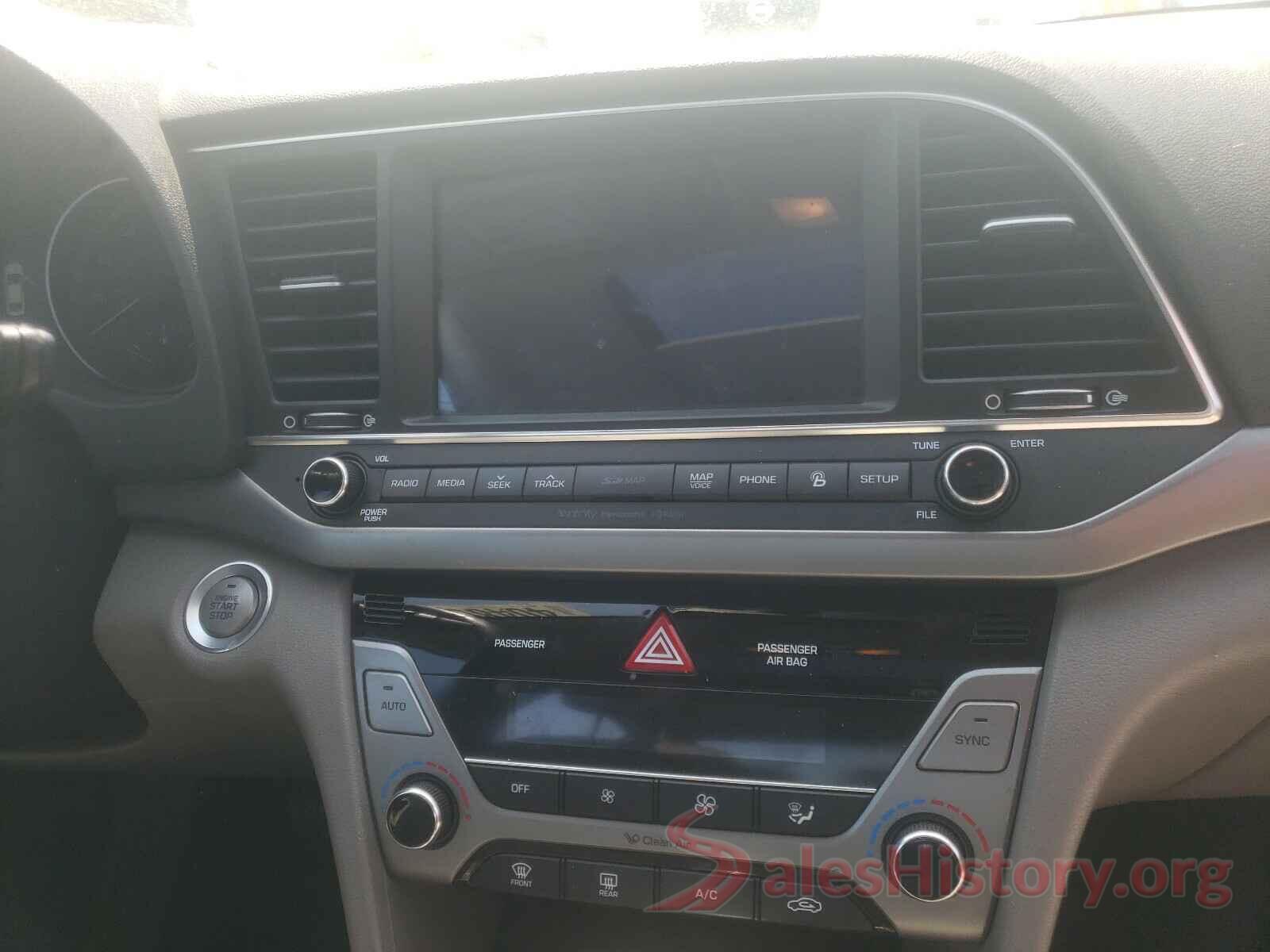 KMHD84LF8HU263922 2017 HYUNDAI ELANTRA