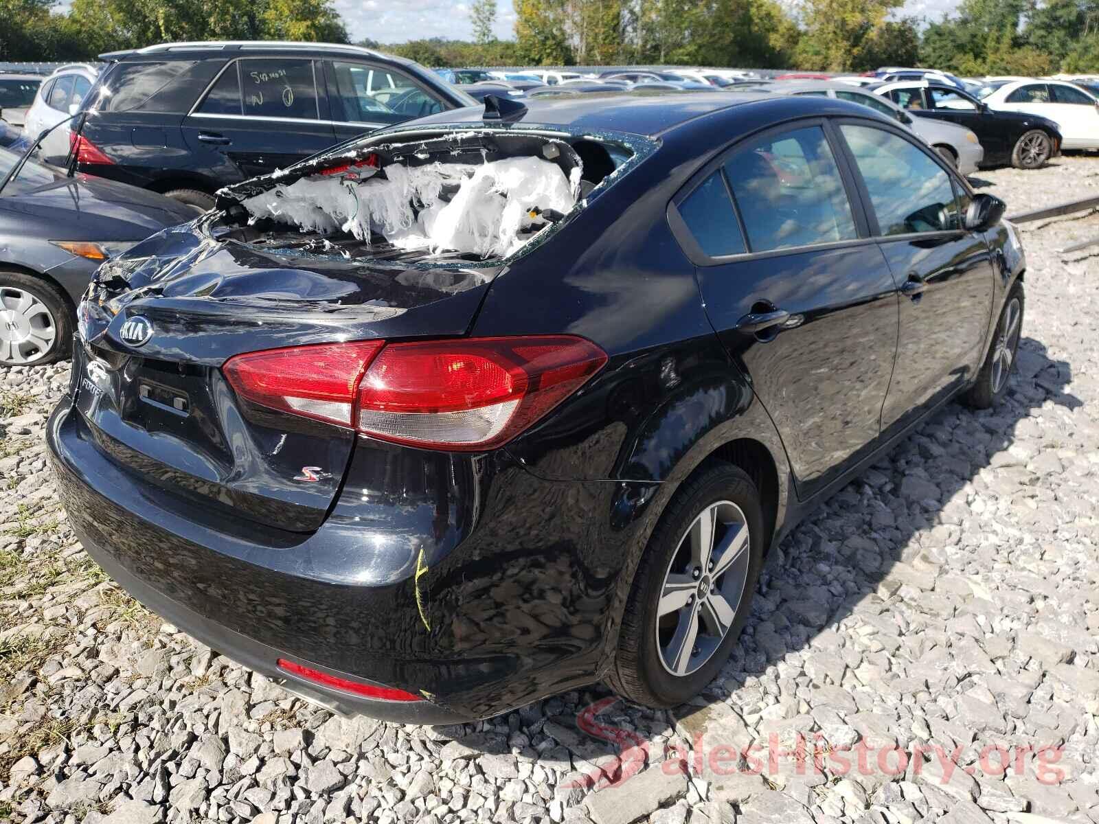 3KPFL4A7XJE176633 2018 KIA FORTE