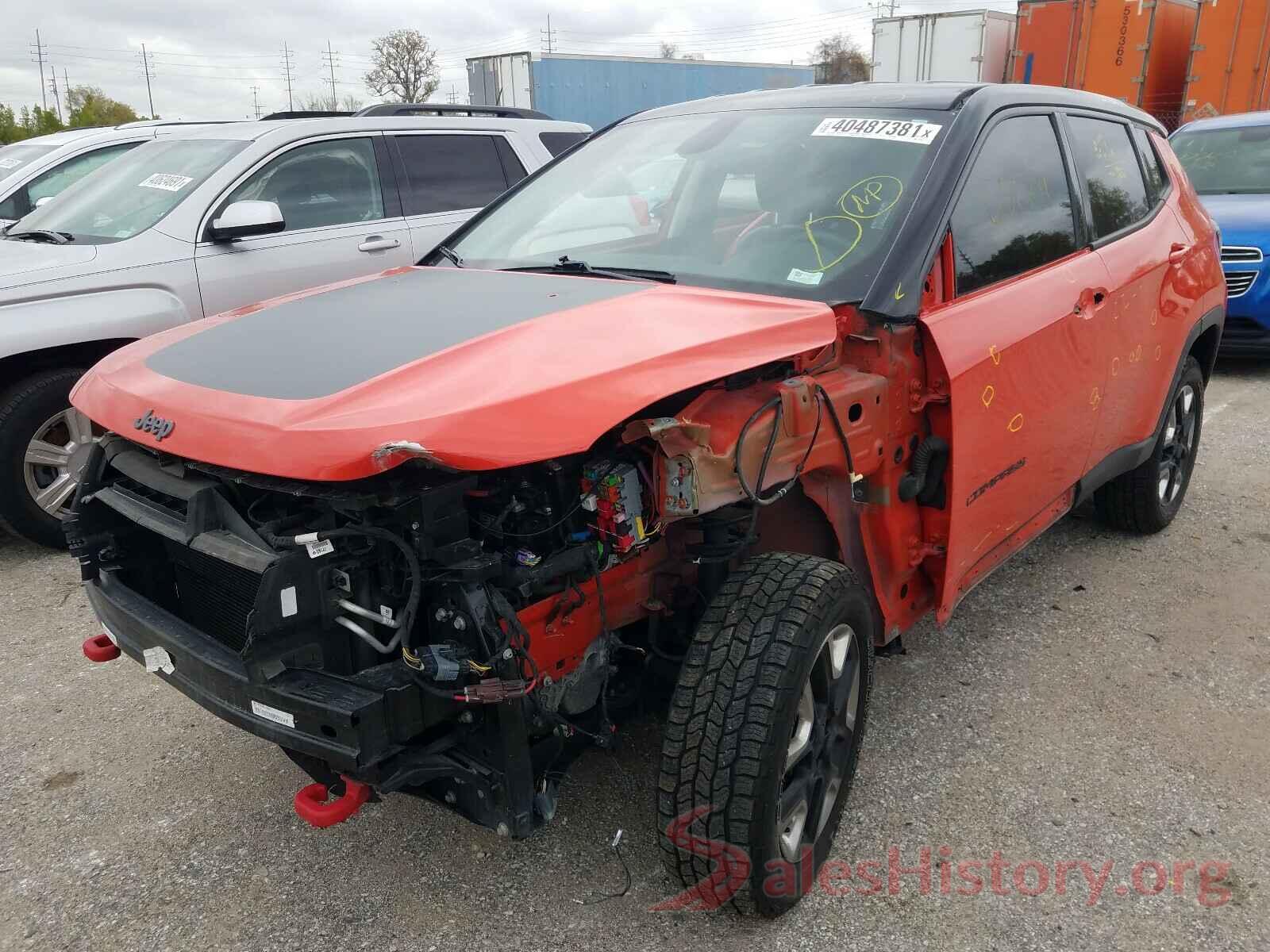 3C4NJDDB1JT151097 2018 JEEP COMPASS