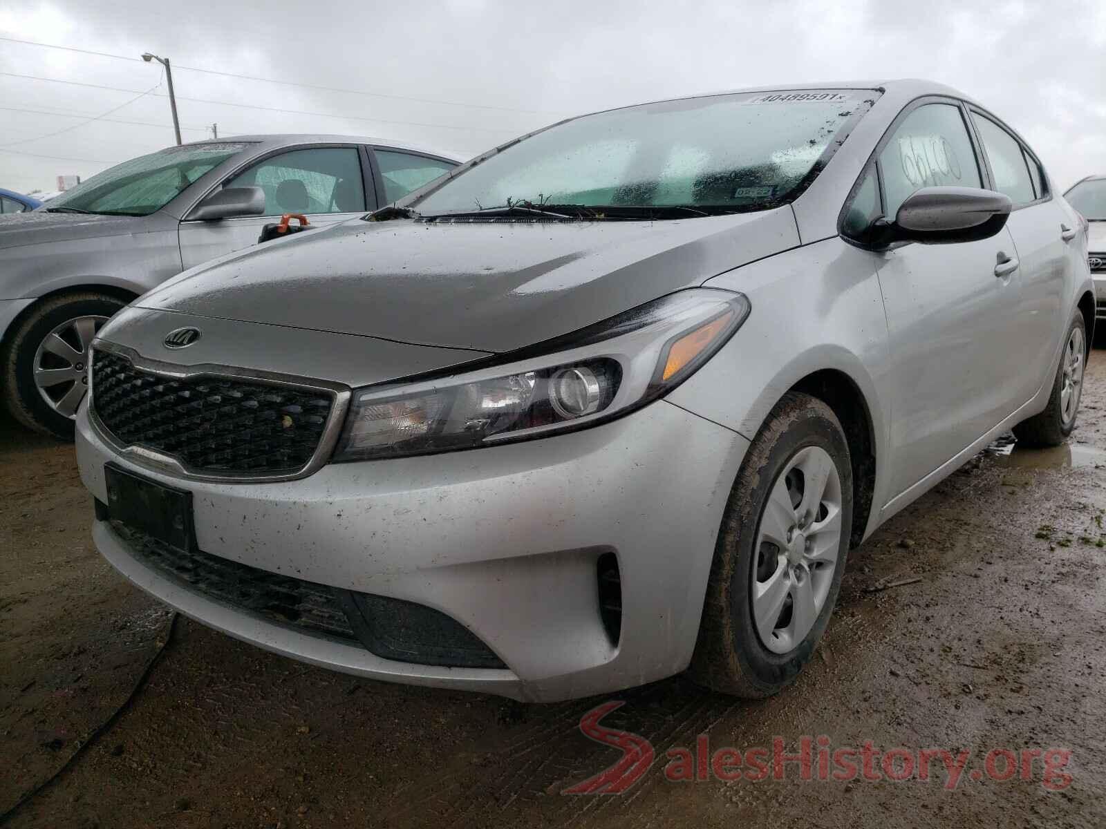 3KPFK4A71JE218805 2018 KIA FORTE