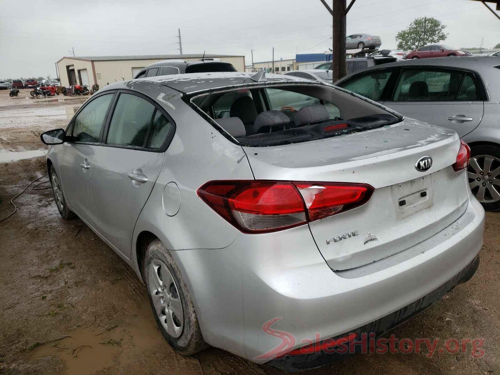 3KPFK4A71JE218805 2018 KIA FORTE