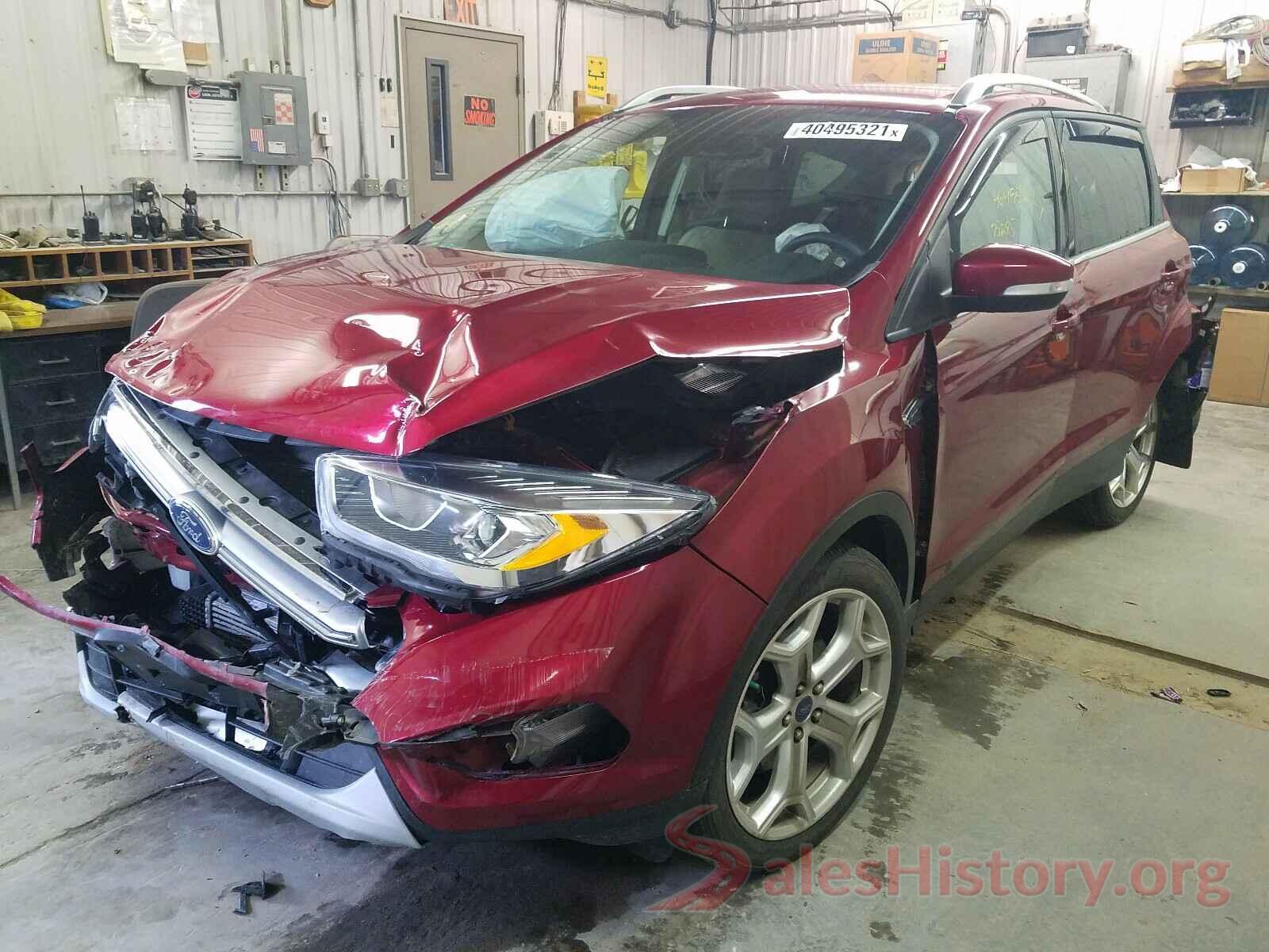 1FMCU9J91HUC14675 2017 FORD ESCAPE