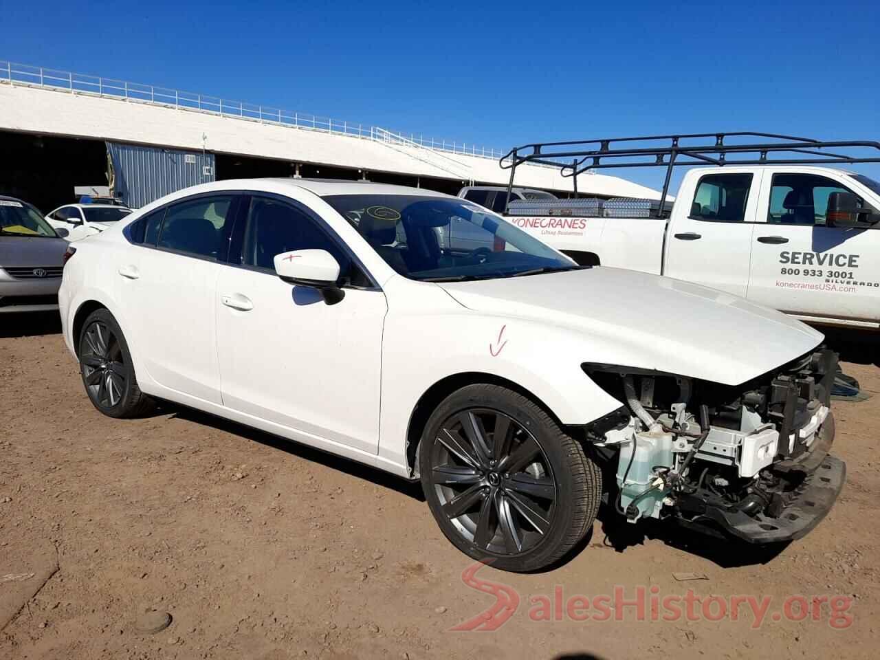 JM1GL1TY1J1318086 2018 MAZDA 6