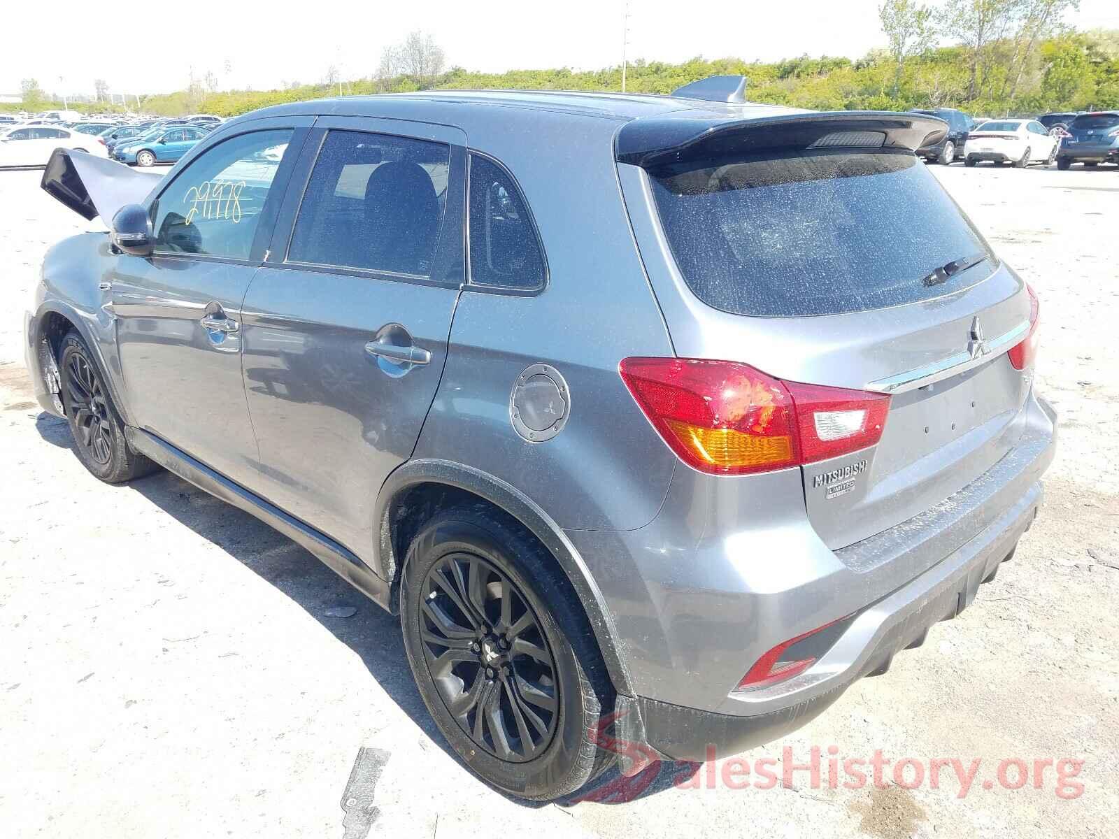 JA4AR3AUXJZ021071 2018 MITSUBISHI OUTLANDER