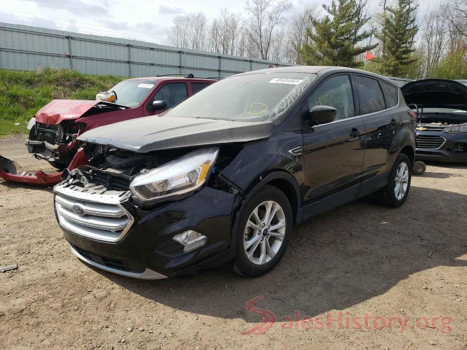 1FMCU0GD2KUA16010 2019 FORD ESCAPE