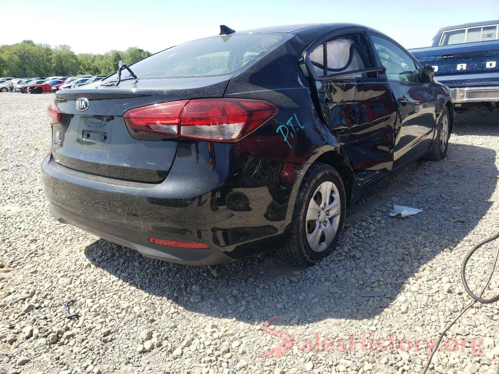 3KPFK4A77HE122106 2017 KIA FORTE