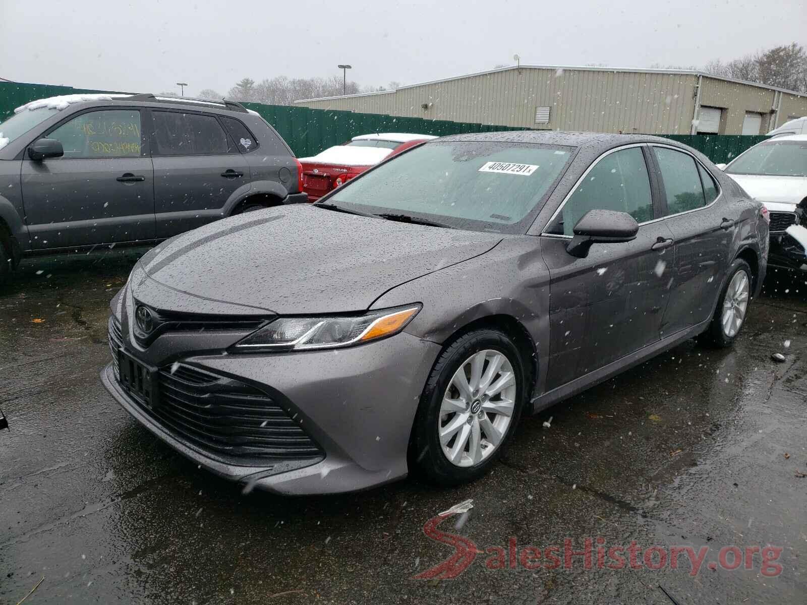 4T1B11HK1KU242031 2019 TOYOTA CAMRY