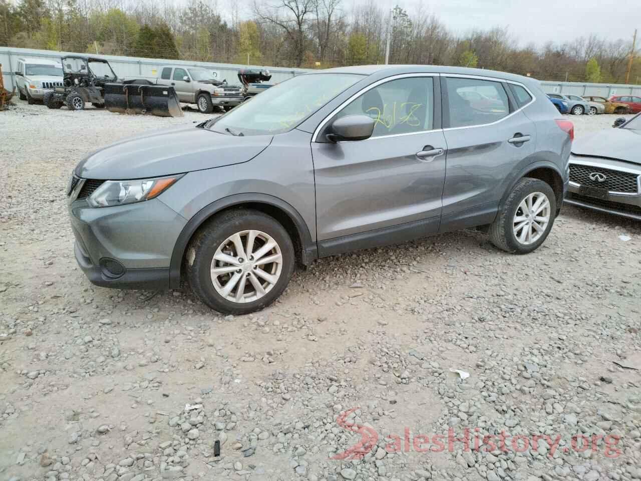 JN1BJ1CPXJW187432 2018 NISSAN ROGUE