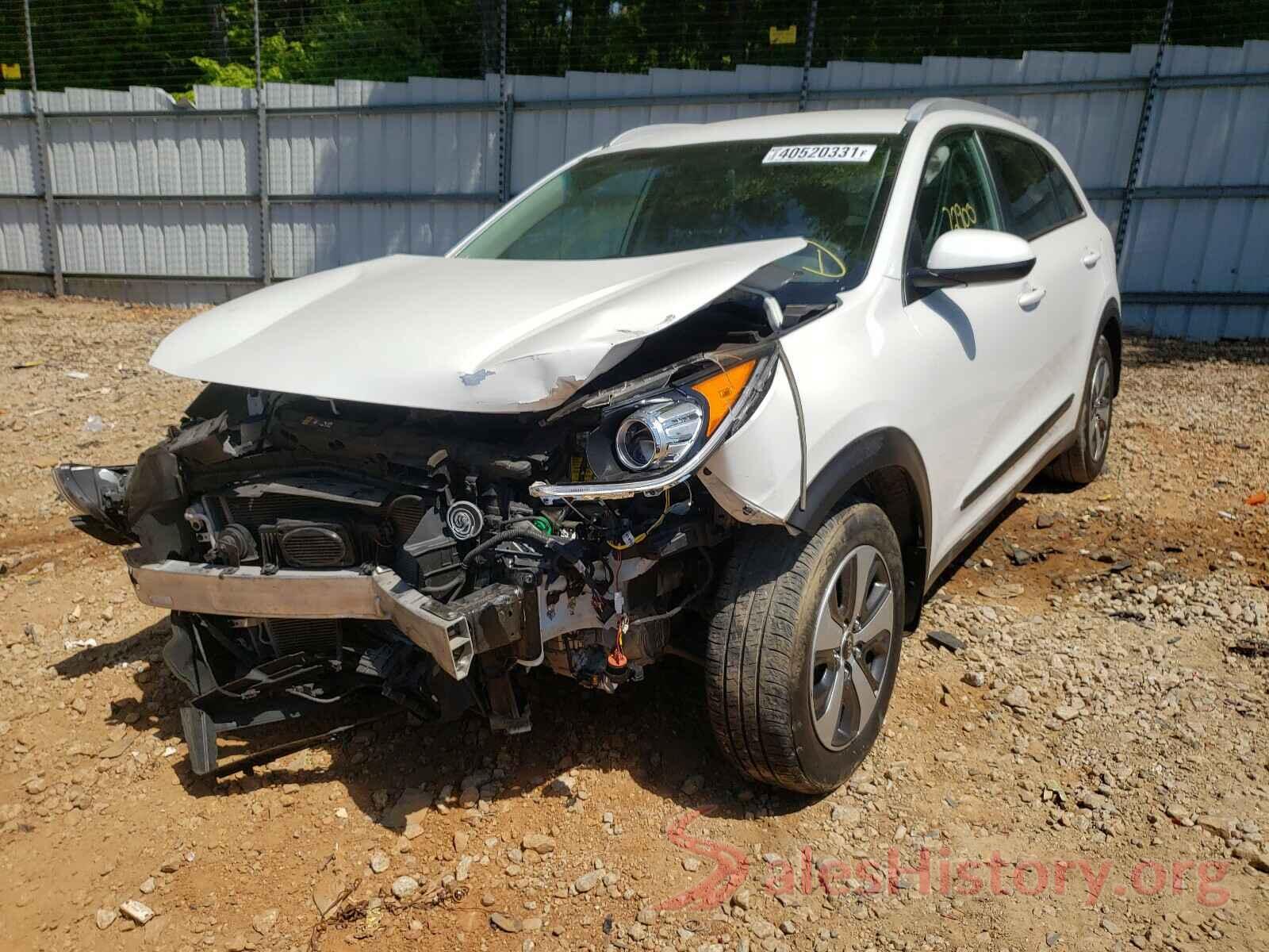 KNDCB3LCXH5045203 2017 KIA NIRO