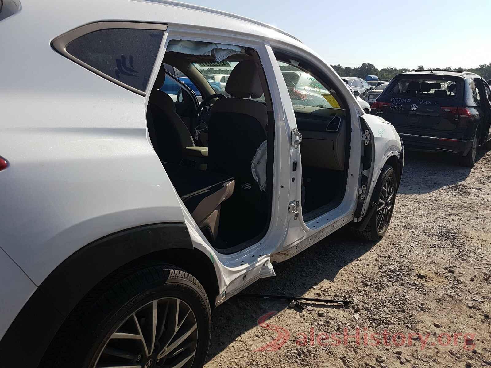 KM8J33AL5KU899757 2019 HYUNDAI TUCSON