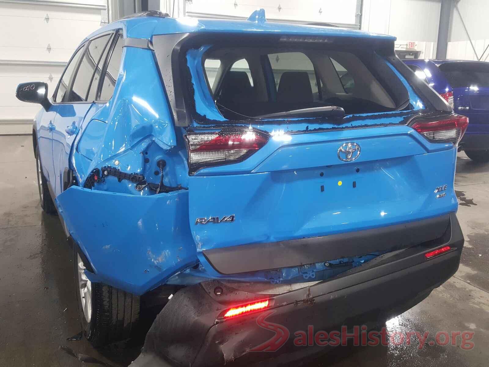 2T3P1RFV9KW075992 2019 TOYOTA RAV4