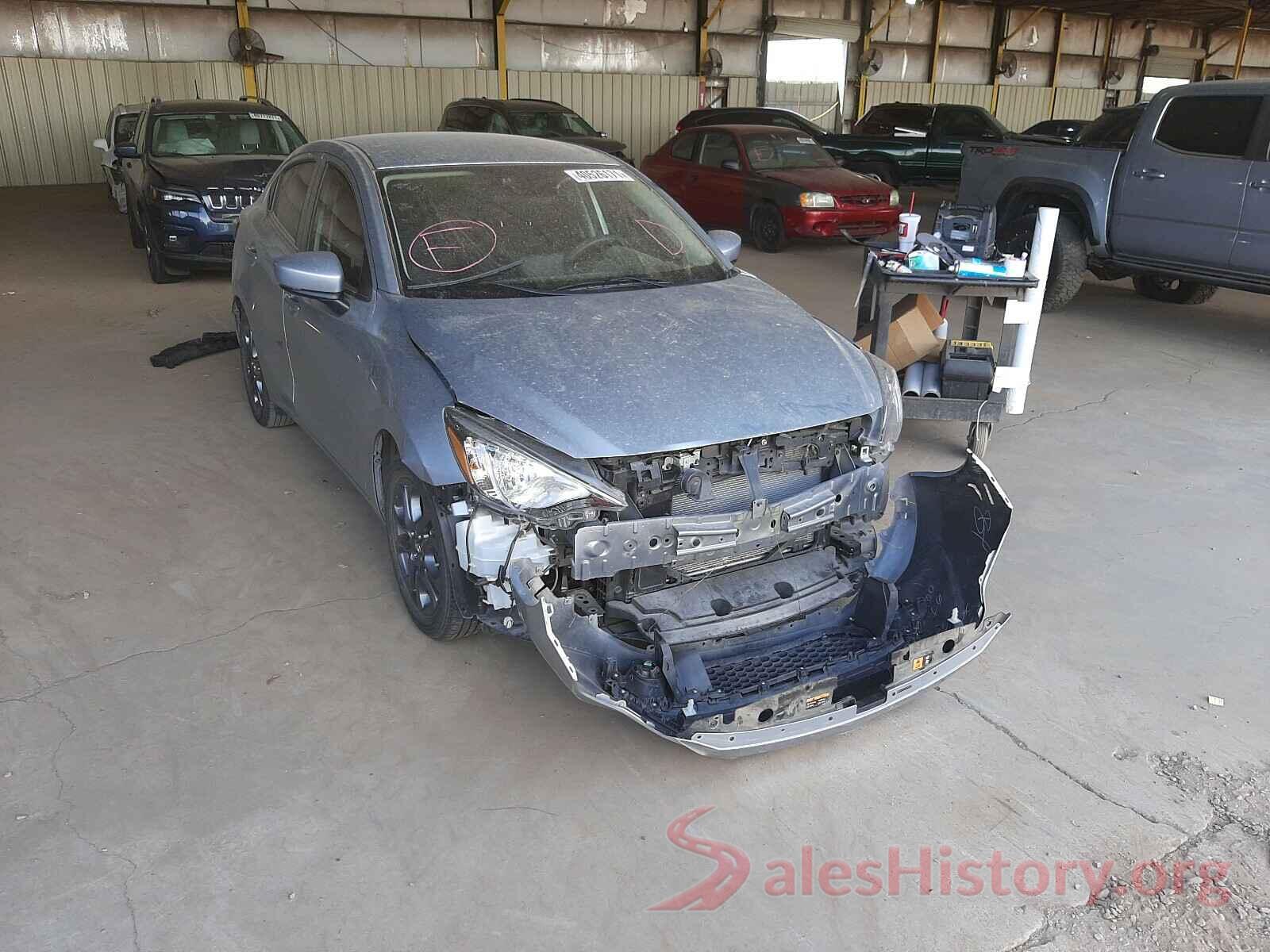 3MYDLBYV0KY518009 2019 TOYOTA YARIS