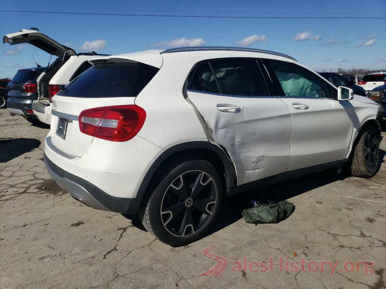 WDCTG4EB2KU012411 2019 MERCEDES-BENZ GLA-CLASS