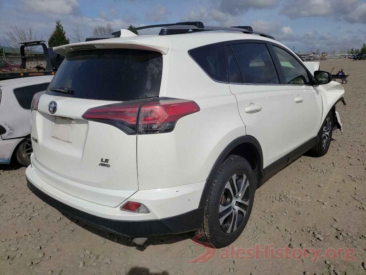 JTMBFREV9JJ719632 2018 TOYOTA RAV4