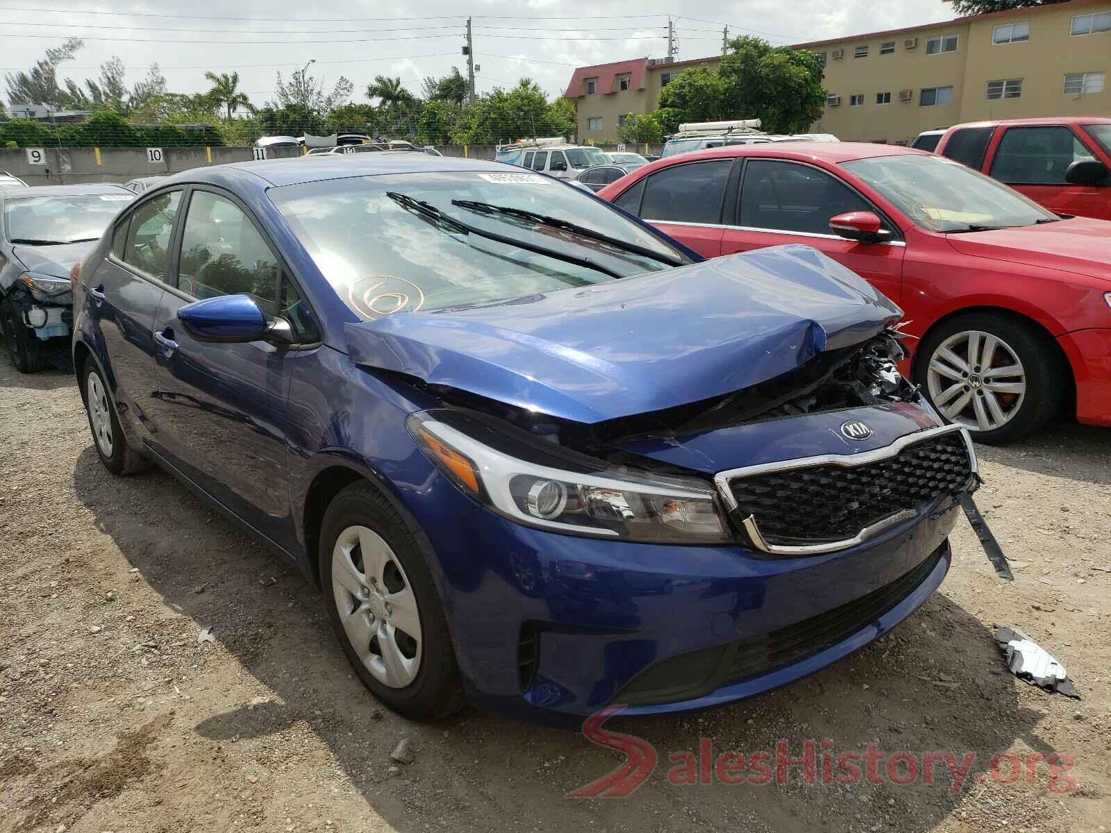 3KPFK4A70JE167457 2018 KIA FORTE