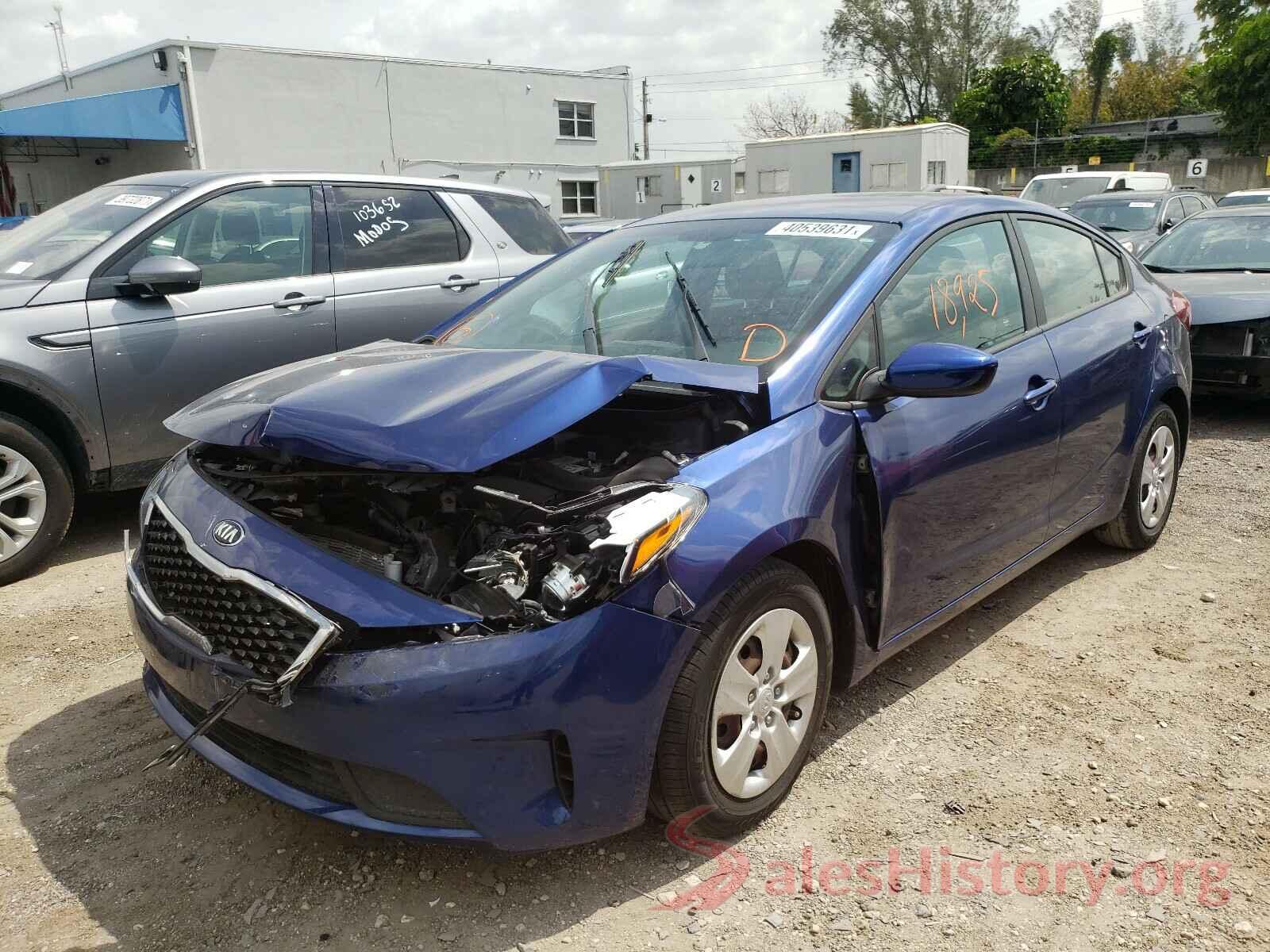 3KPFK4A70JE167457 2018 KIA FORTE