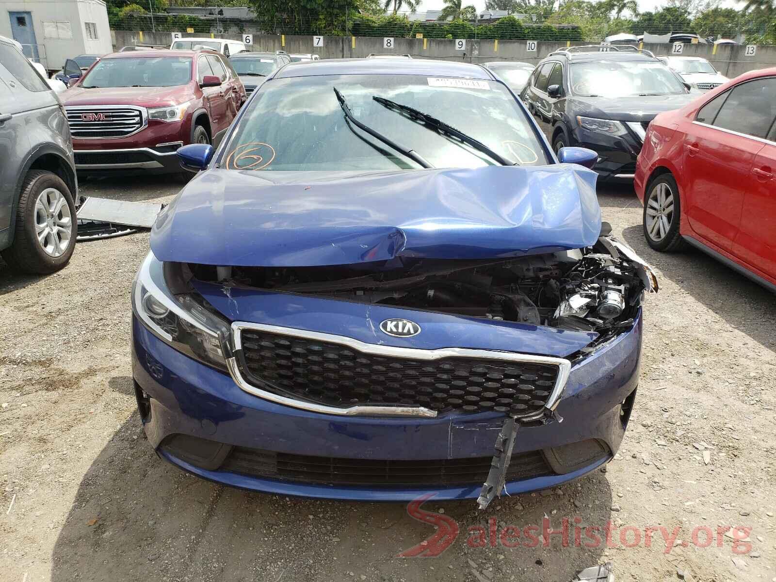 3KPFK4A70JE167457 2018 KIA FORTE