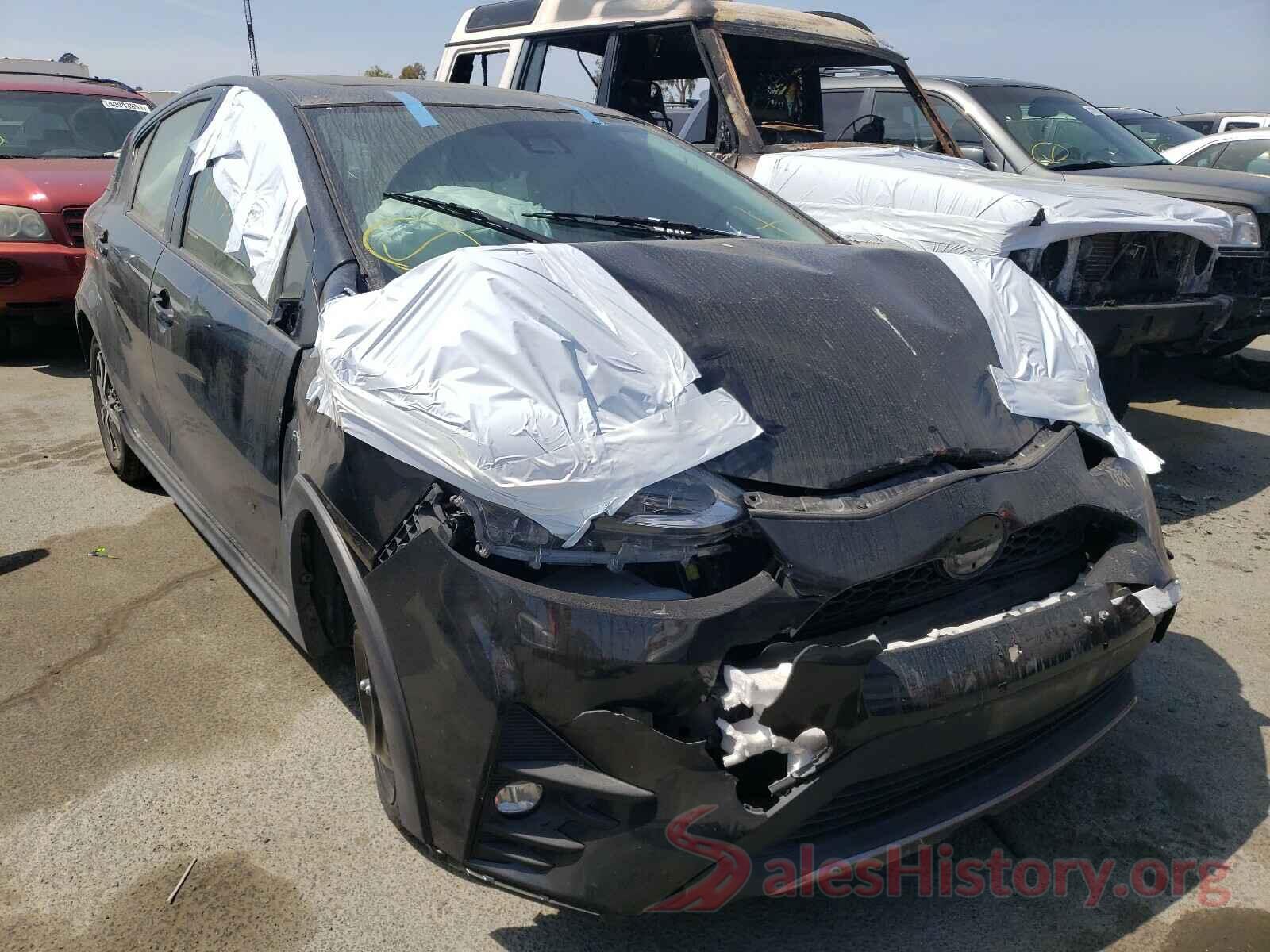 JTDKDTB34J1606743 2018 TOYOTA PRIUS