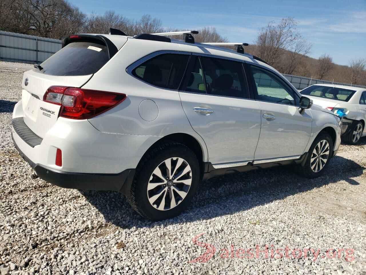 4S4BSATC5H3273472 2017 SUBARU OUTBACK