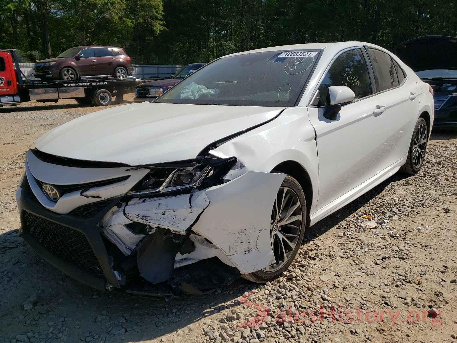 JTNB11HK5J3039535 2018 TOYOTA CAMRY