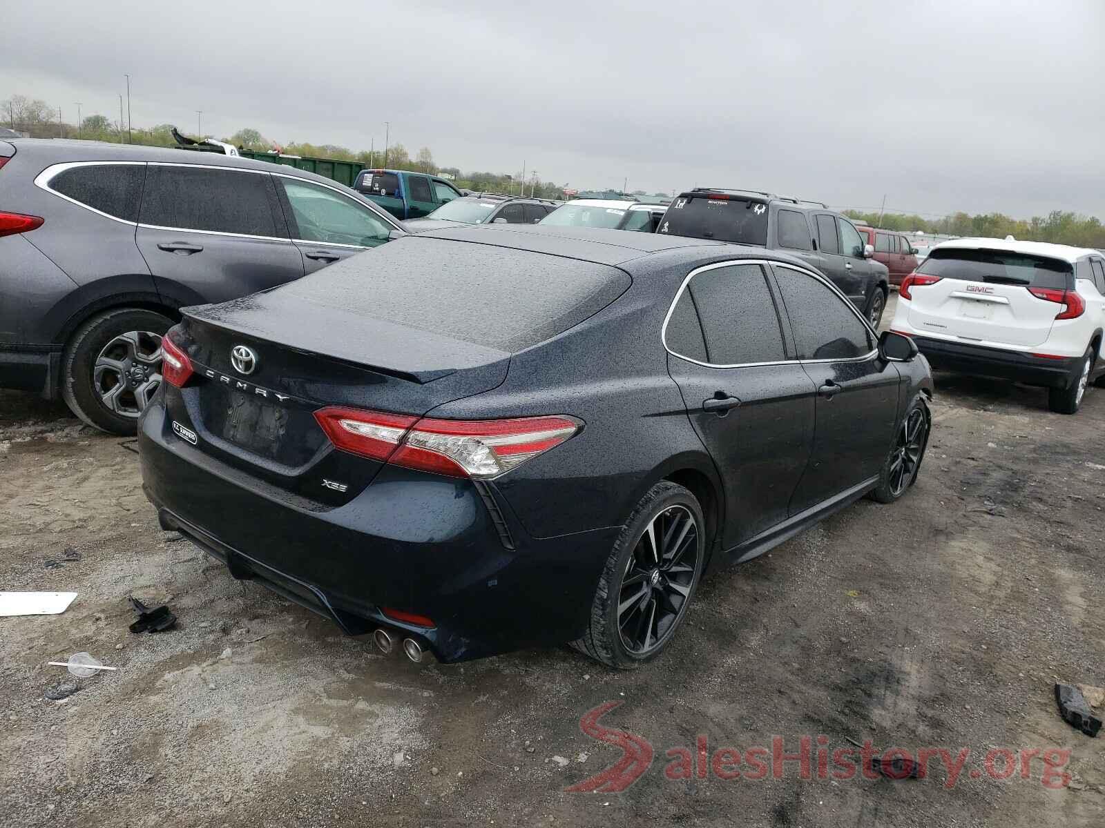 4T1B61HK2JU515090 2018 TOYOTA CAMRY