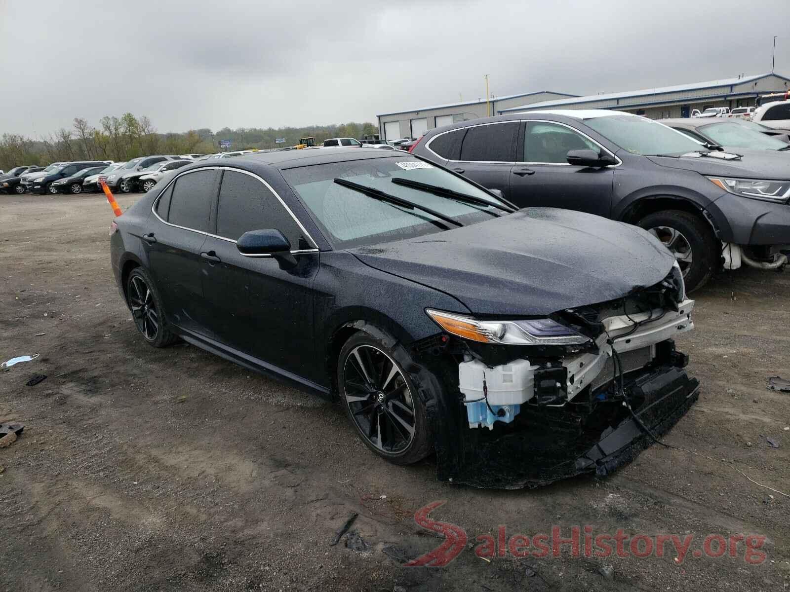 4T1B61HK2JU515090 2018 TOYOTA CAMRY