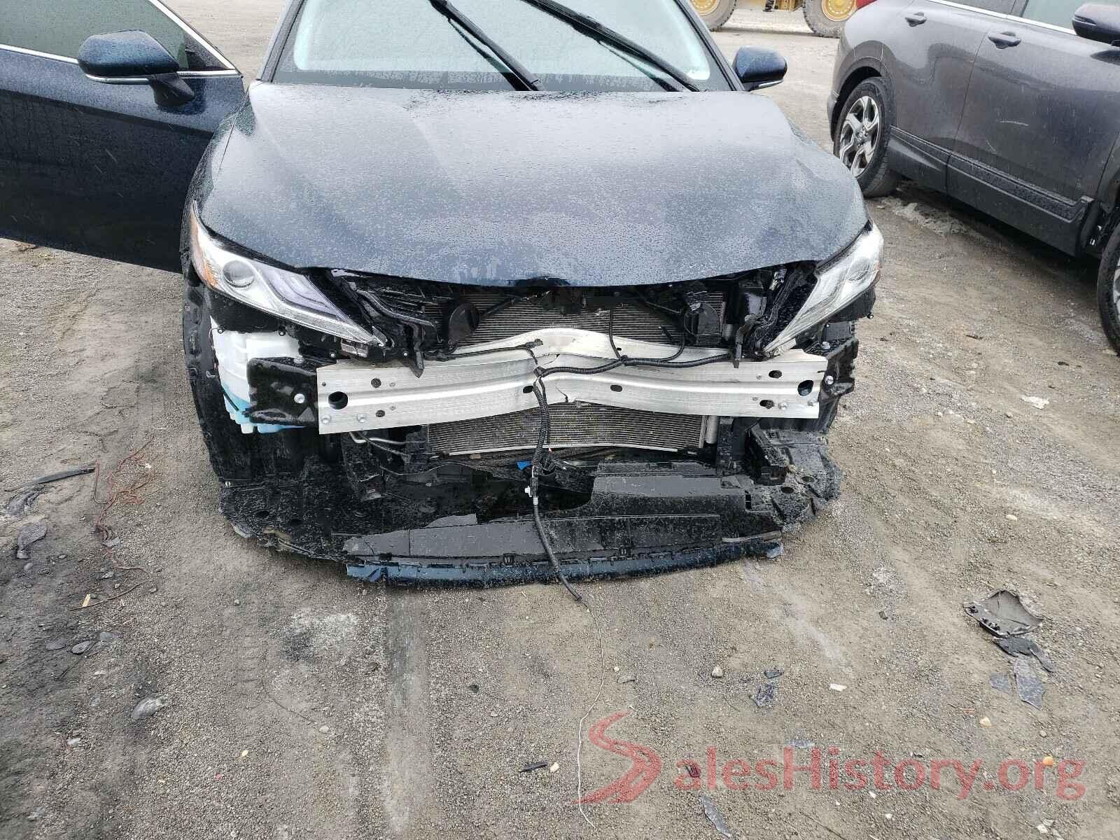 4T1B61HK2JU515090 2018 TOYOTA CAMRY