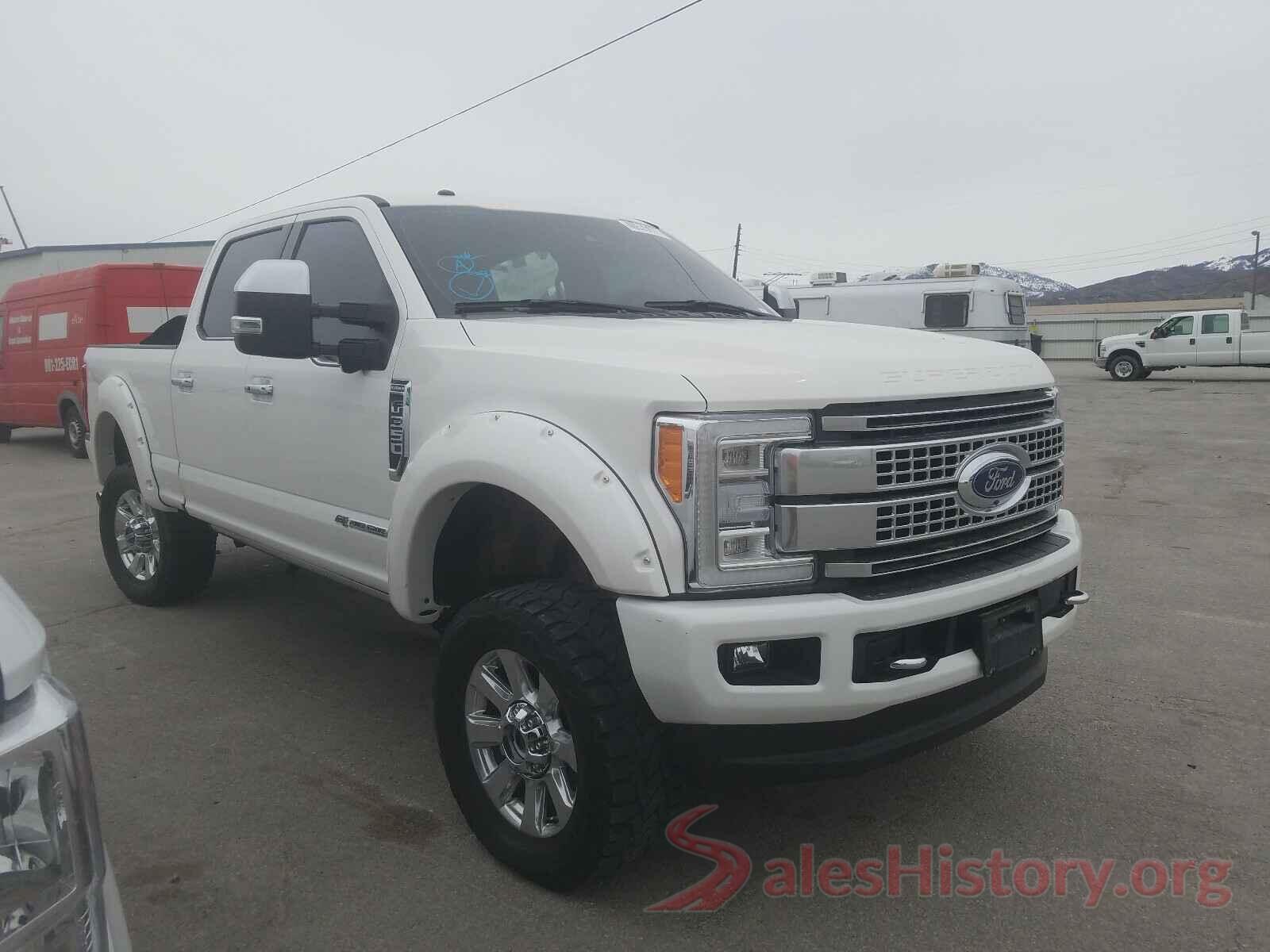 1FT8W3BT6JEB19945 2018 FORD F350