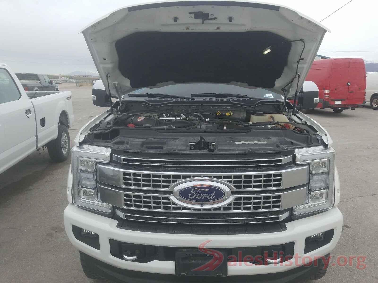 1FT8W3BT6JEB19945 2018 FORD F350