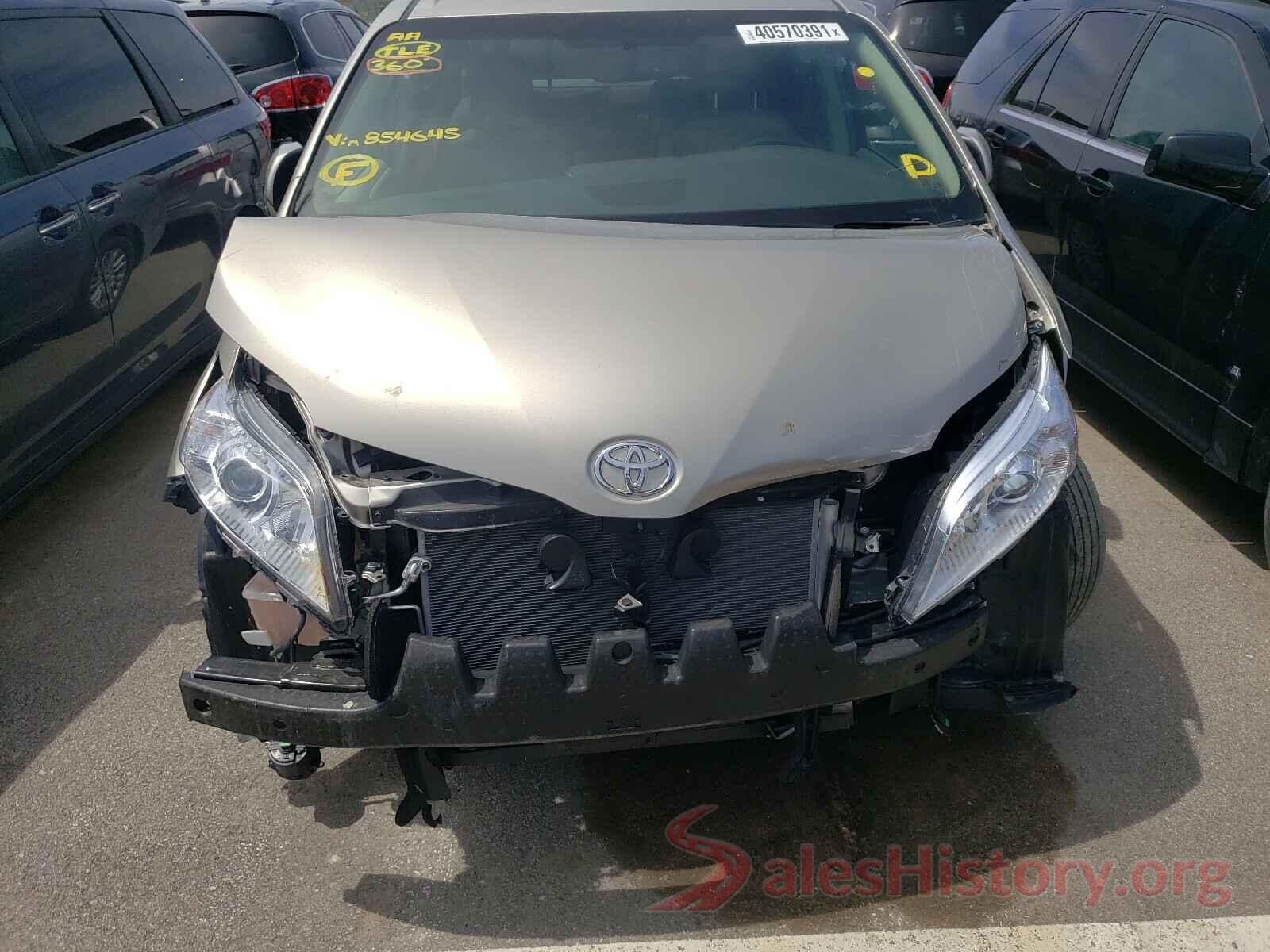 5TDYZ3DC8HS854645 2017 TOYOTA SIENNA