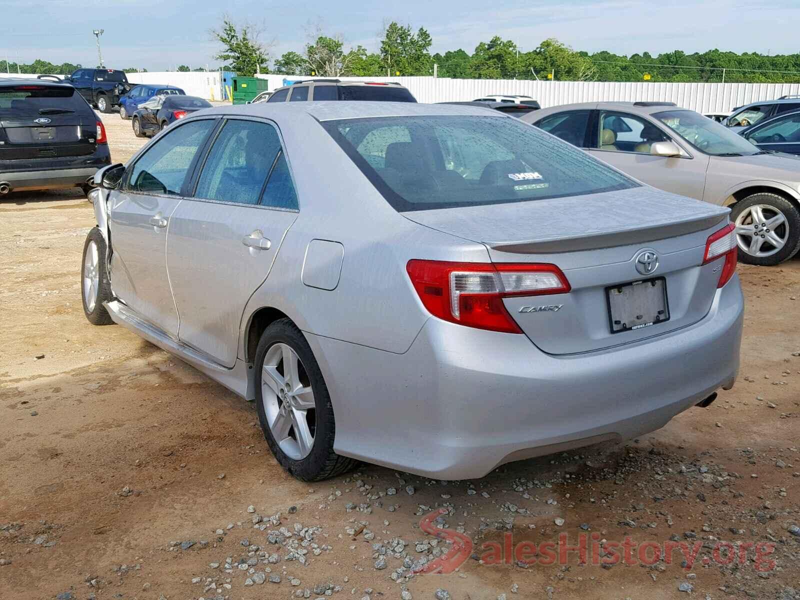 4T1BF1FK2DU250064 2013 TOYOTA CAMRY