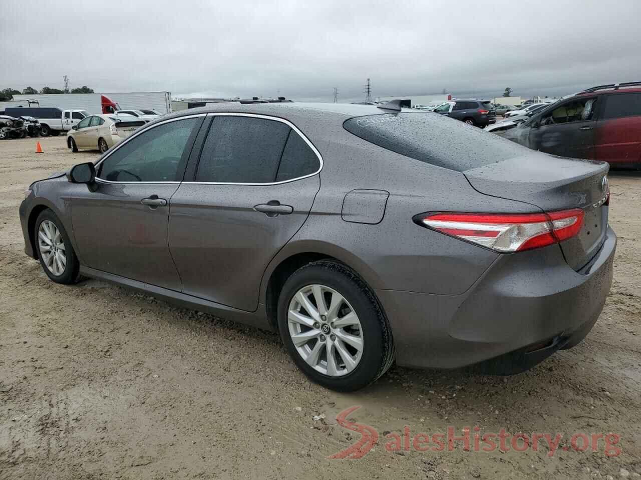 4T1C11AK9LU303822 2020 TOYOTA CAMRY