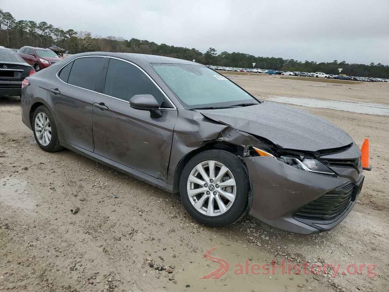 4T1C11AK9LU303822 2020 TOYOTA CAMRY