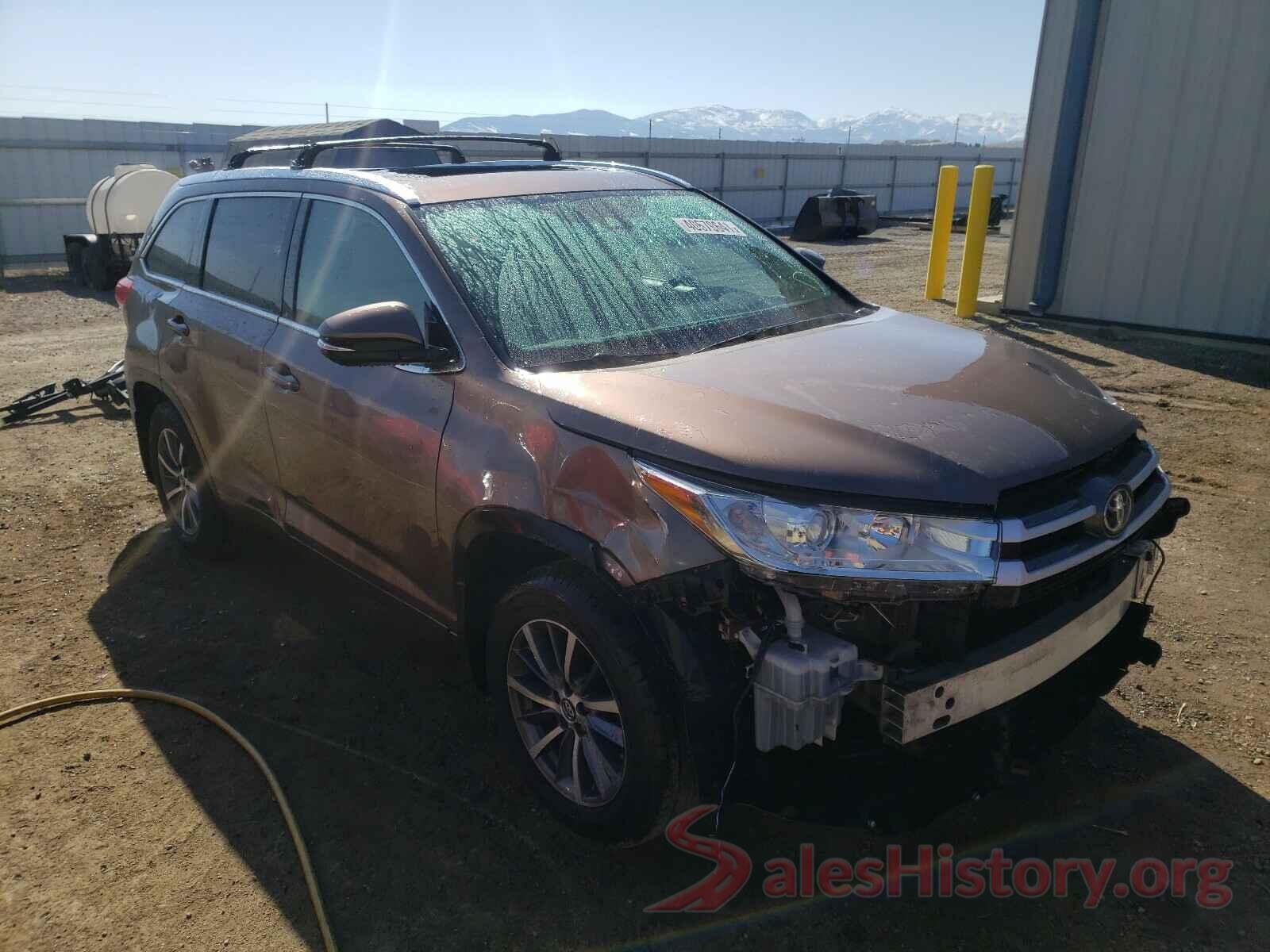 5TDJZRFH7JS800708 2018 TOYOTA HIGHLANDER