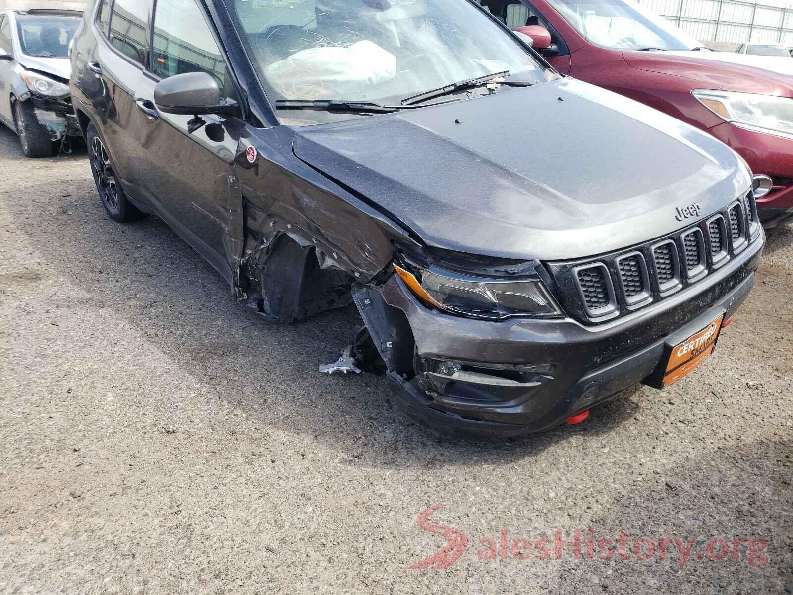 3C4NJDDB5KT790519 2019 JEEP COMPASS