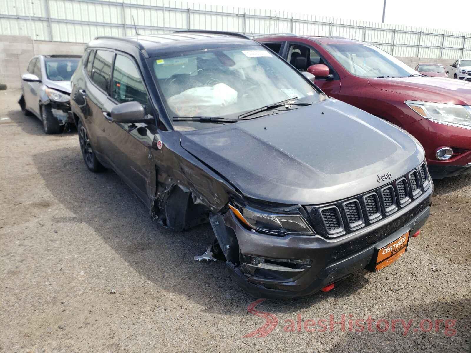 3C4NJDDB5KT790519 2019 JEEP COMPASS