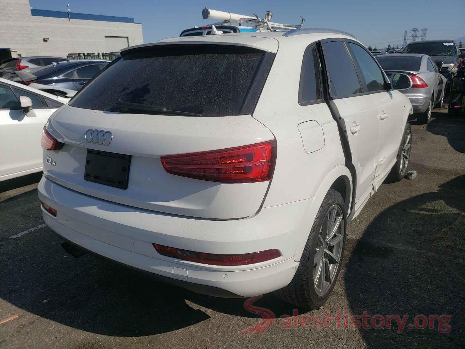 WA1BCCFS7JR008338 2018 AUDI Q3