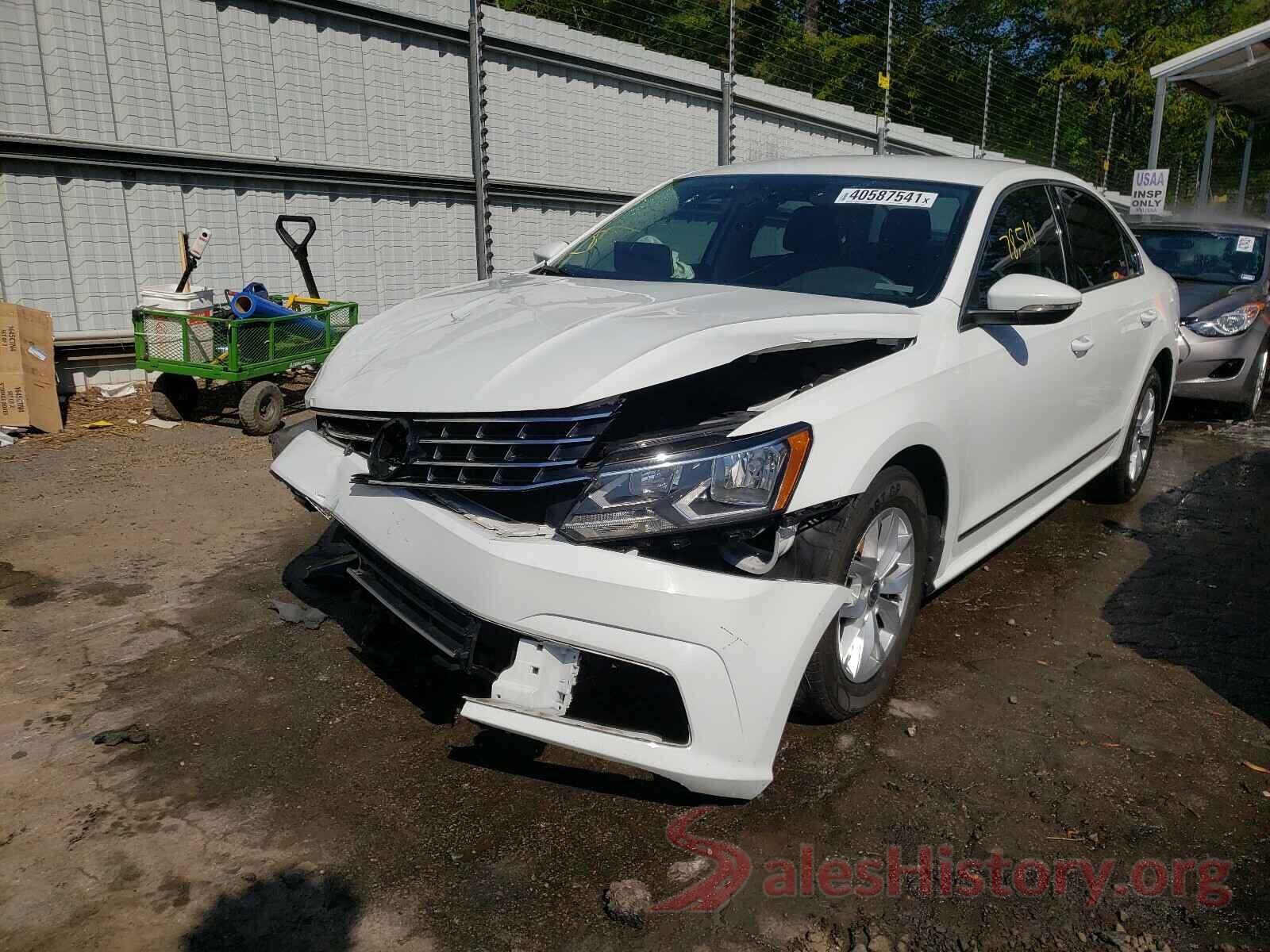 1VWAT7A37HC015258 2017 VOLKSWAGEN PASSAT