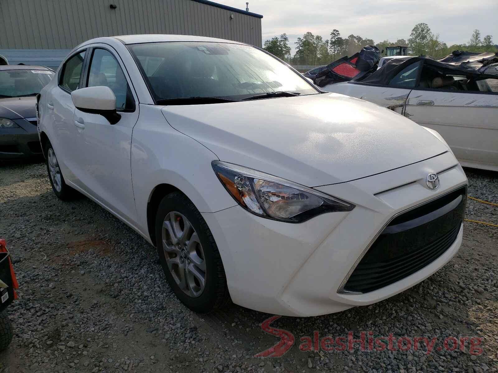 3MYDLBYVXJY317426 2018 TOYOTA YARIS