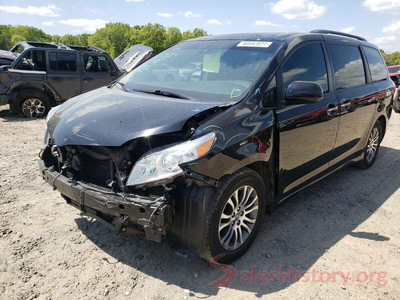 5TDYZ3DC1JS908776 2018 TOYOTA SIENNA