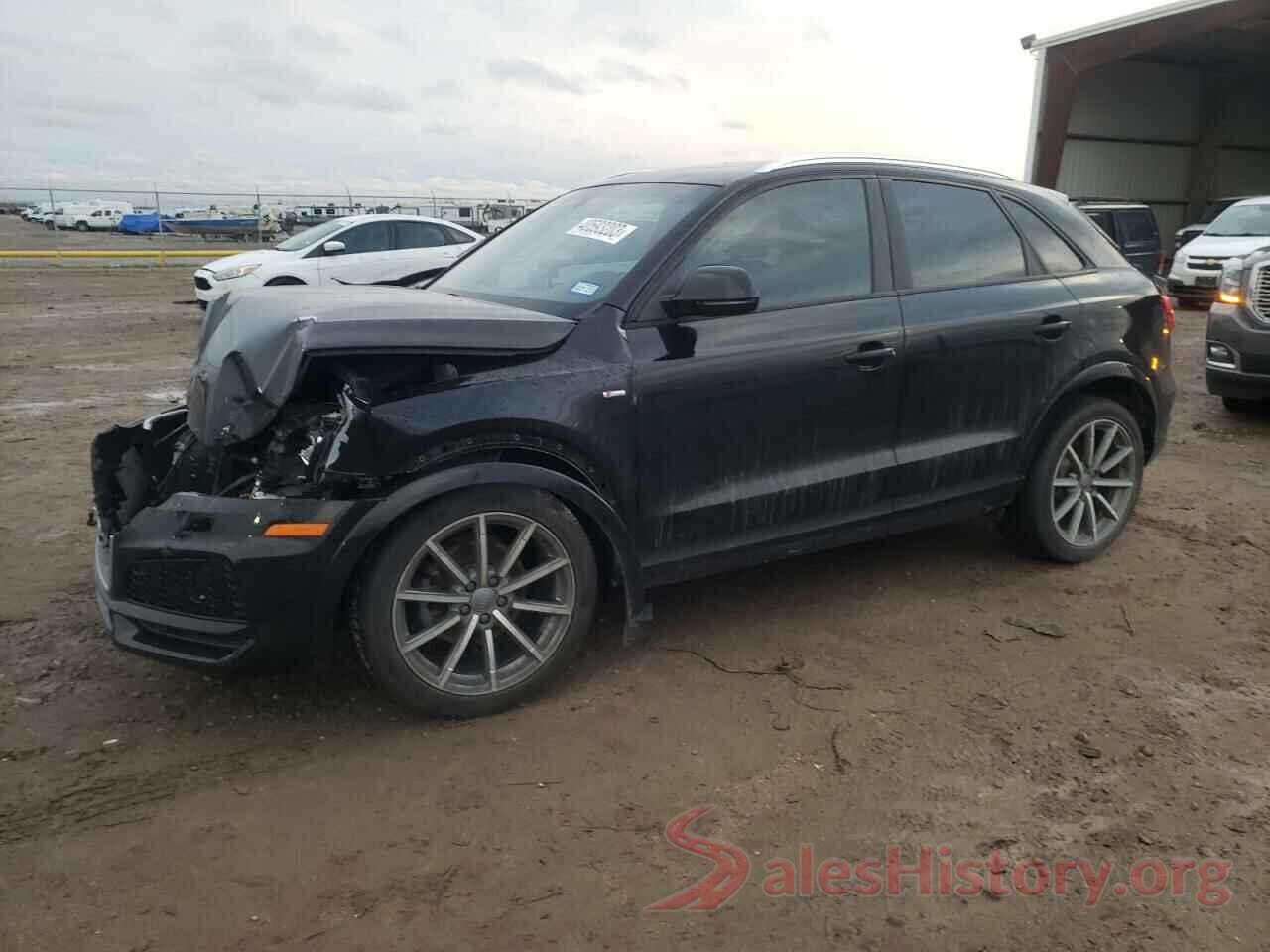 WA1BCCFS8JR030946 2018 AUDI Q3