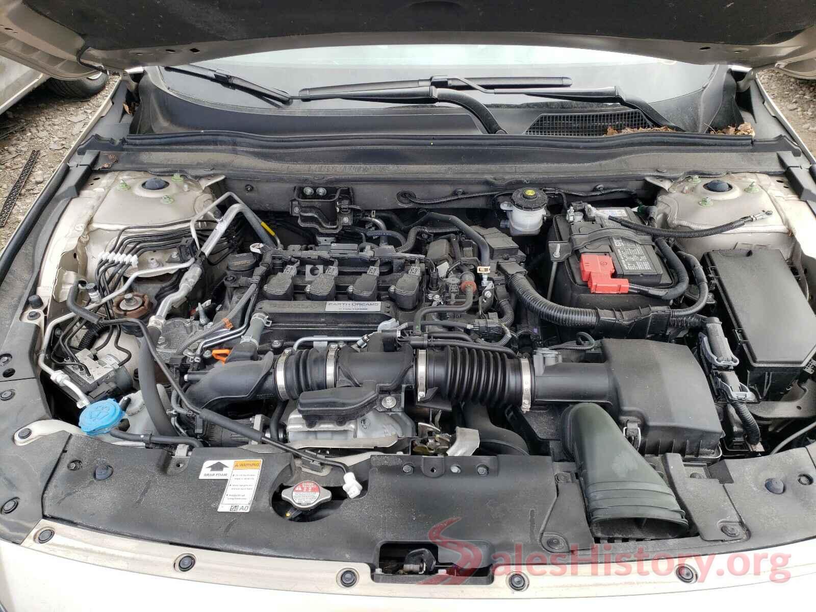 1HGCV1F12JA124918 2018 HONDA ACCORD