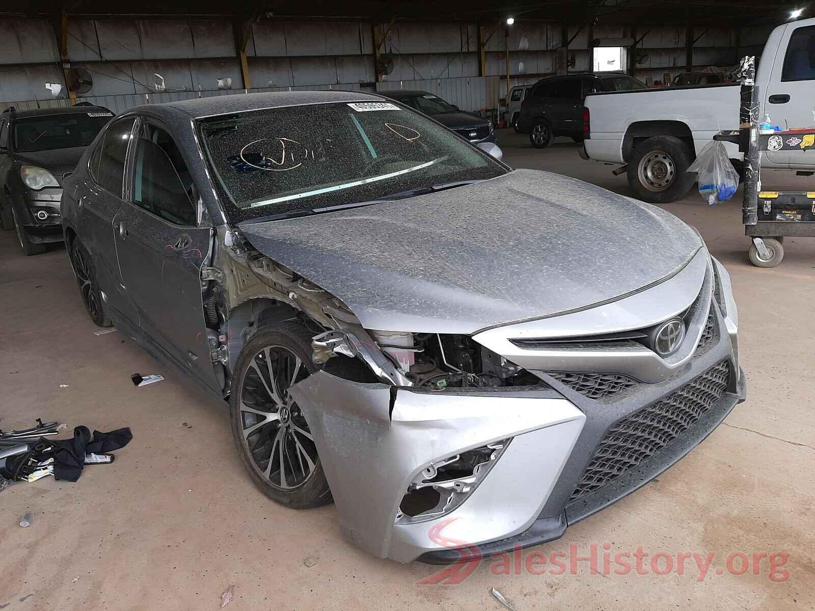 4T1B11HK0KU274243 2019 TOYOTA CAMRY