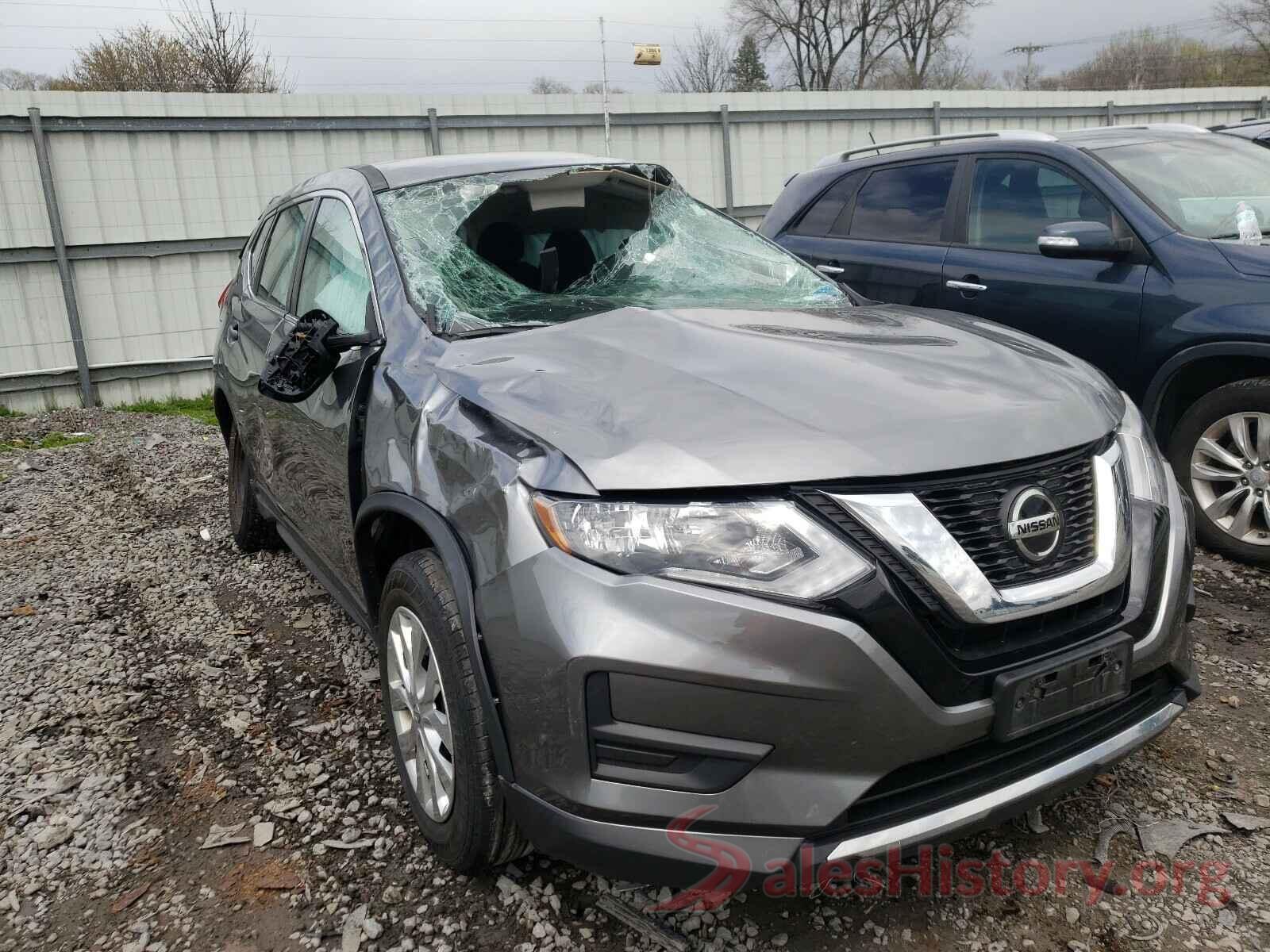 KNMAT2MV4JP520482 2018 NISSAN ROGUE