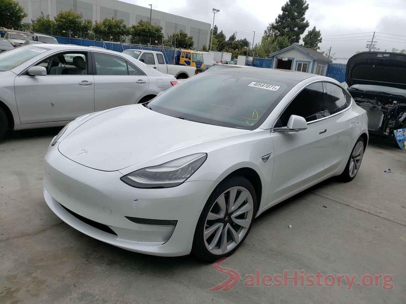 5YJ3E1EB4KF365090 2019 TESLA MODEL 3